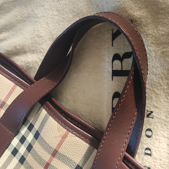 Authentic Vintage Burberry Tote - Picture 6 of 6